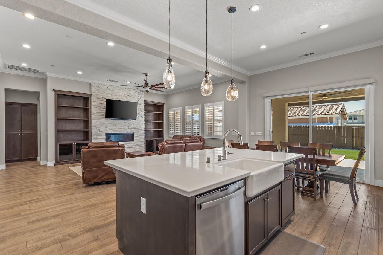 2505 Chrysler Ave, Manteca, CA 95337