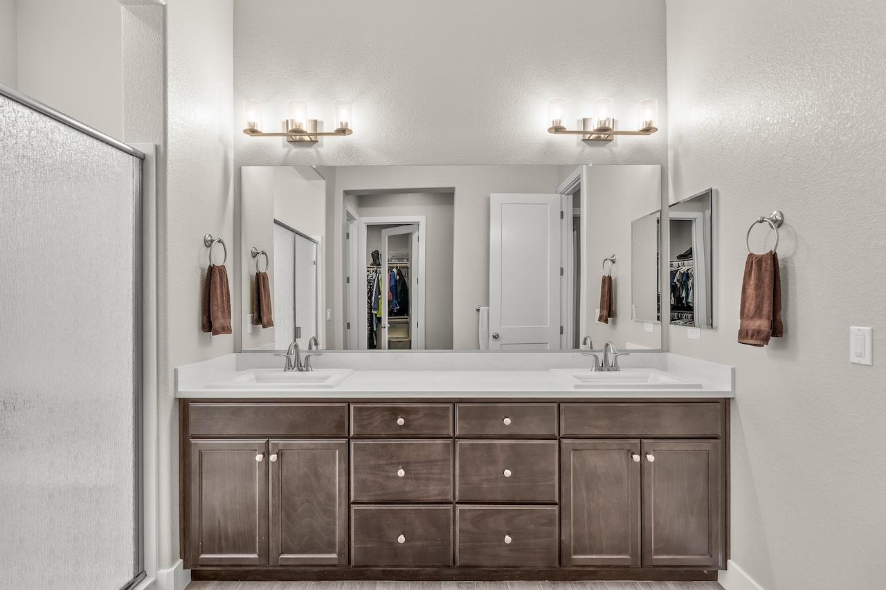 2505 Chrysler Ave, Manteca, CA 95337