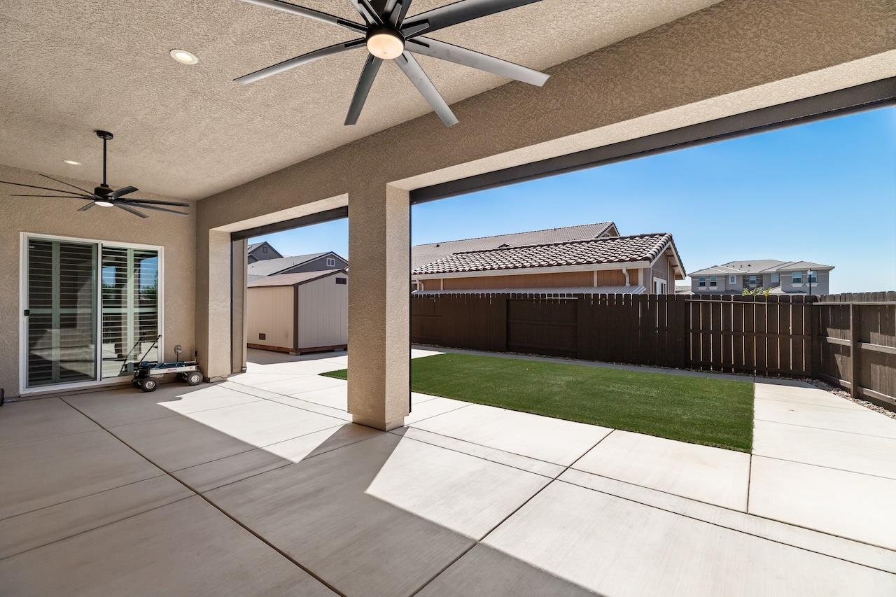 2505 Chrysler Ave, Manteca, CA 95337