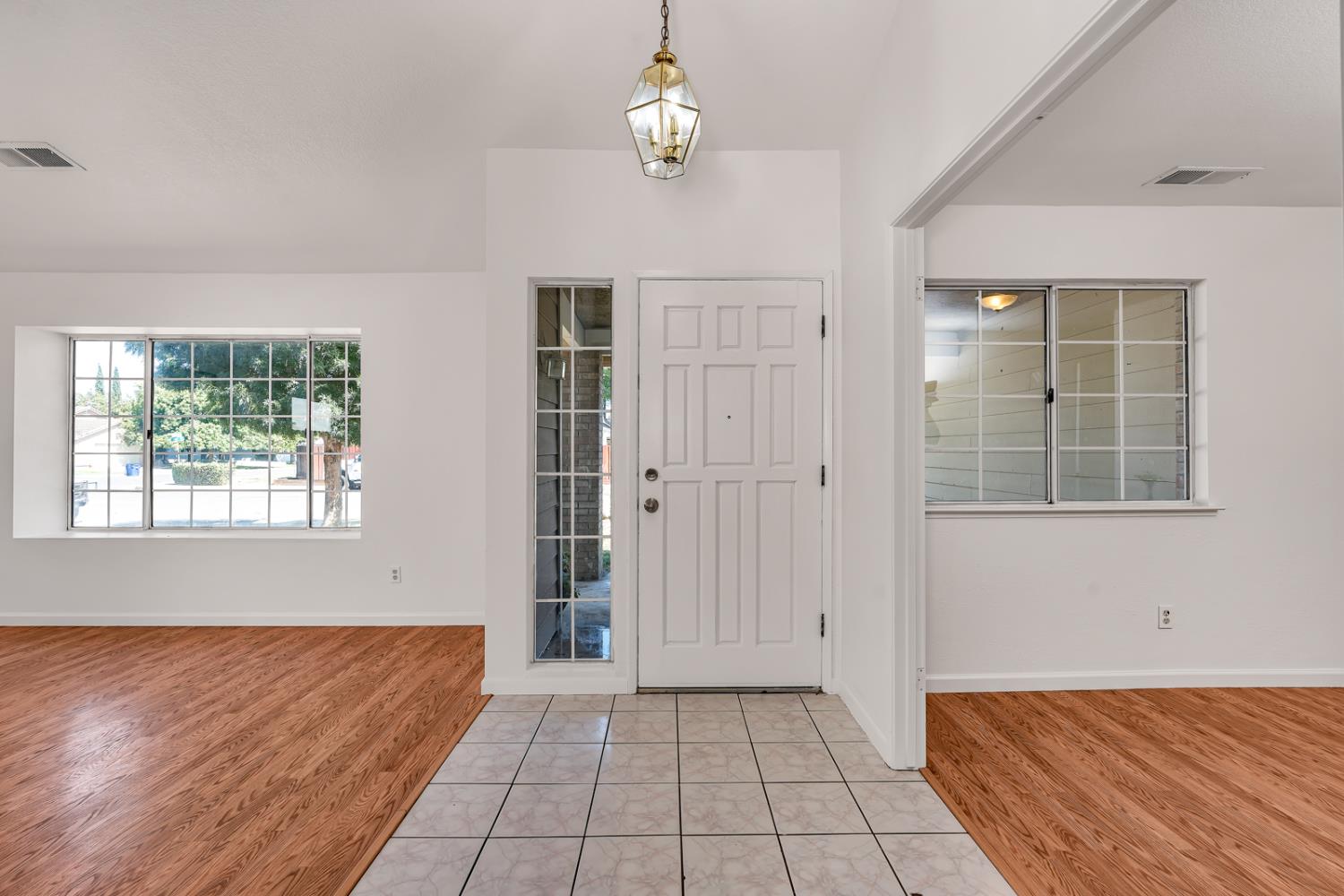 99 Lime Ave, Los Banos, CA 93635