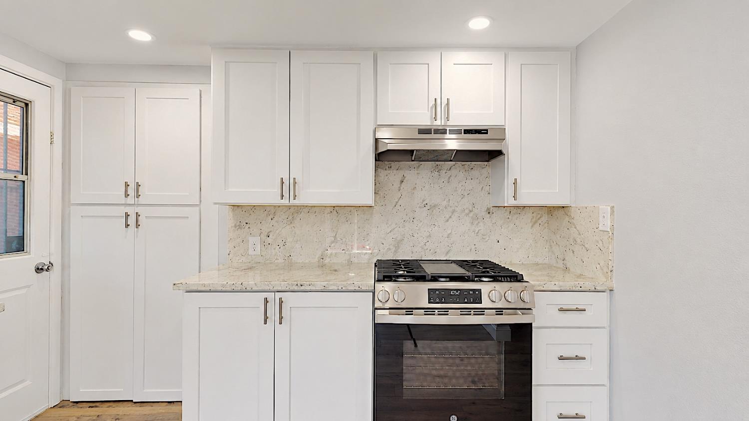 13361 Bentley St, Waterford, CA 95386