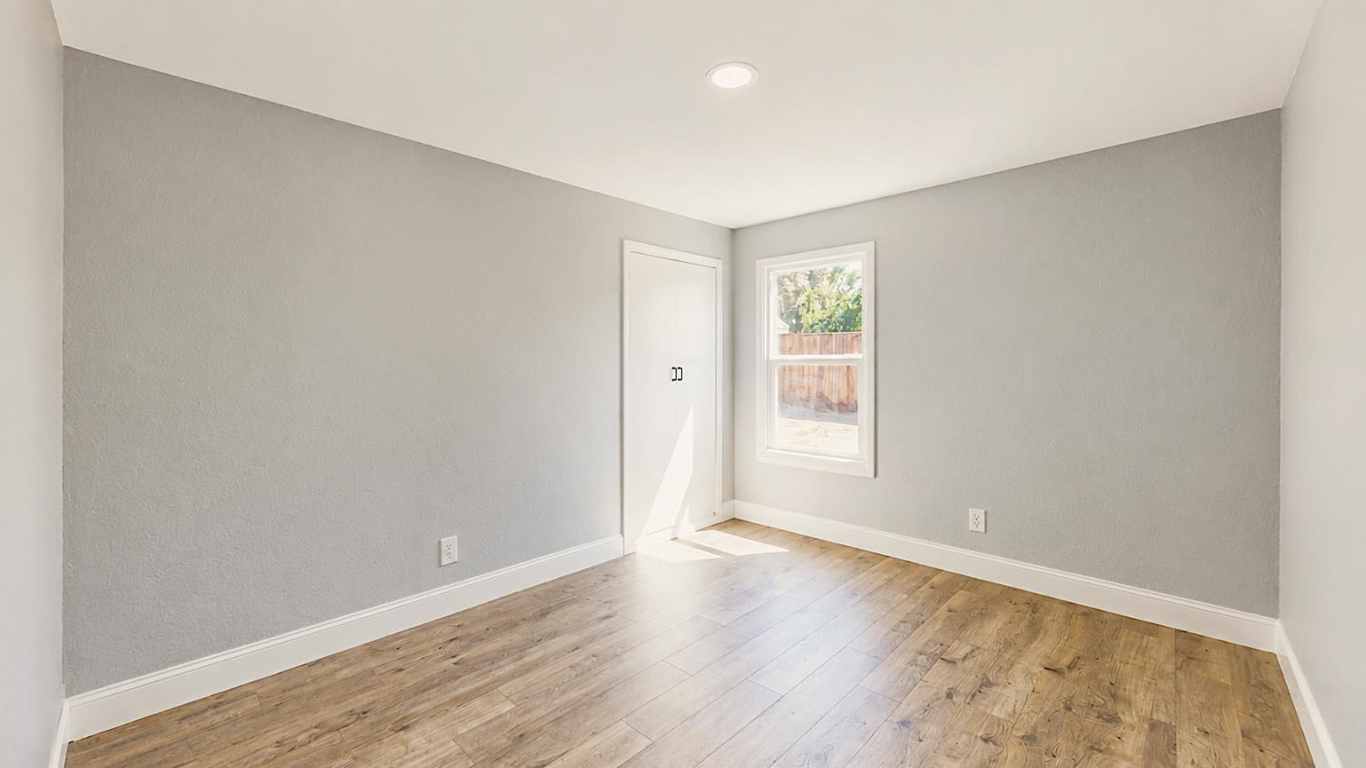 13361 Bentley St, Waterford, CA 95386