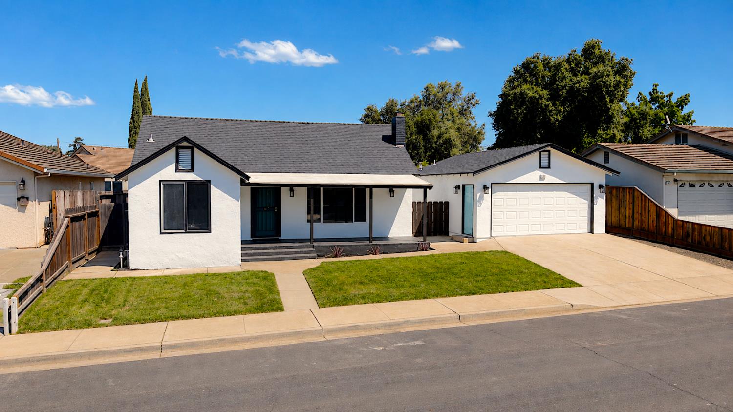 13361 Bentley St, Waterford, CA 95386