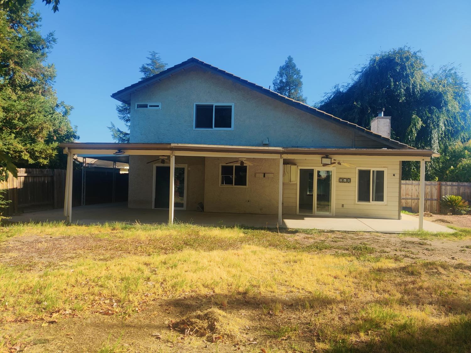 2259 Stuart Ave, Clovis, CA 93611
