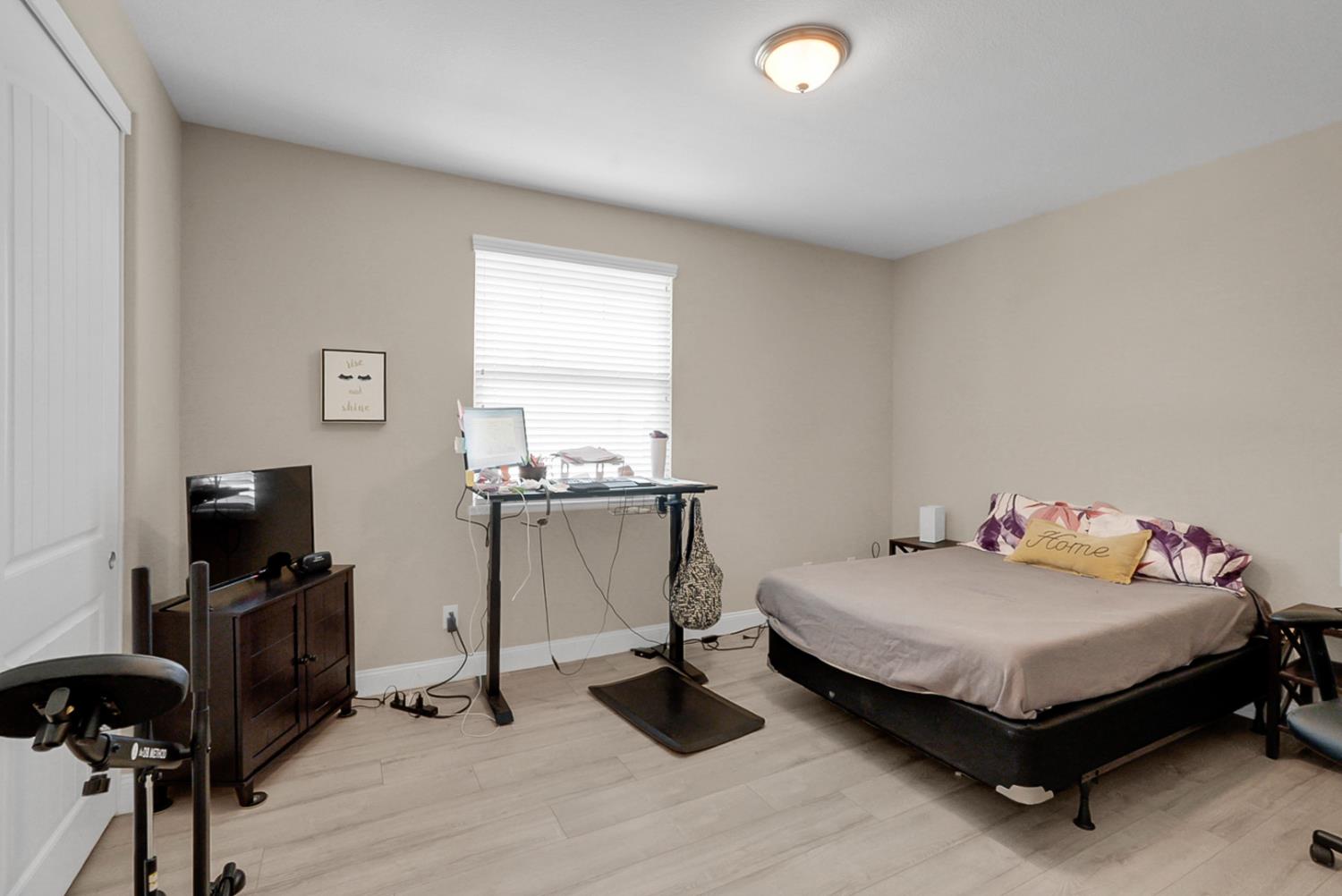 1925 Carogold Ln, Manteca, CA 95337