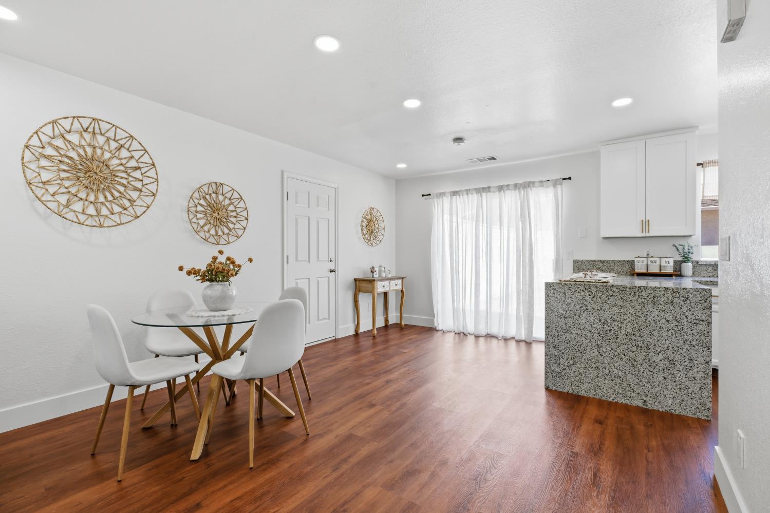 2829 Stone Ter, Modesto, CA 95355