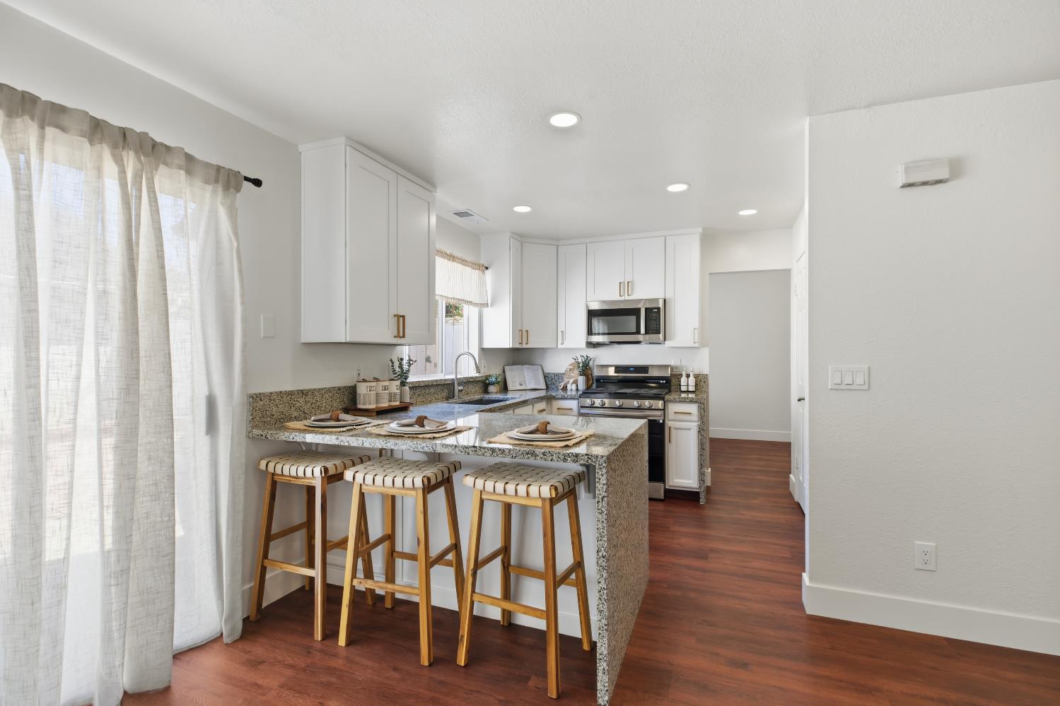 2829 Stone Ter, Modesto, CA 95355