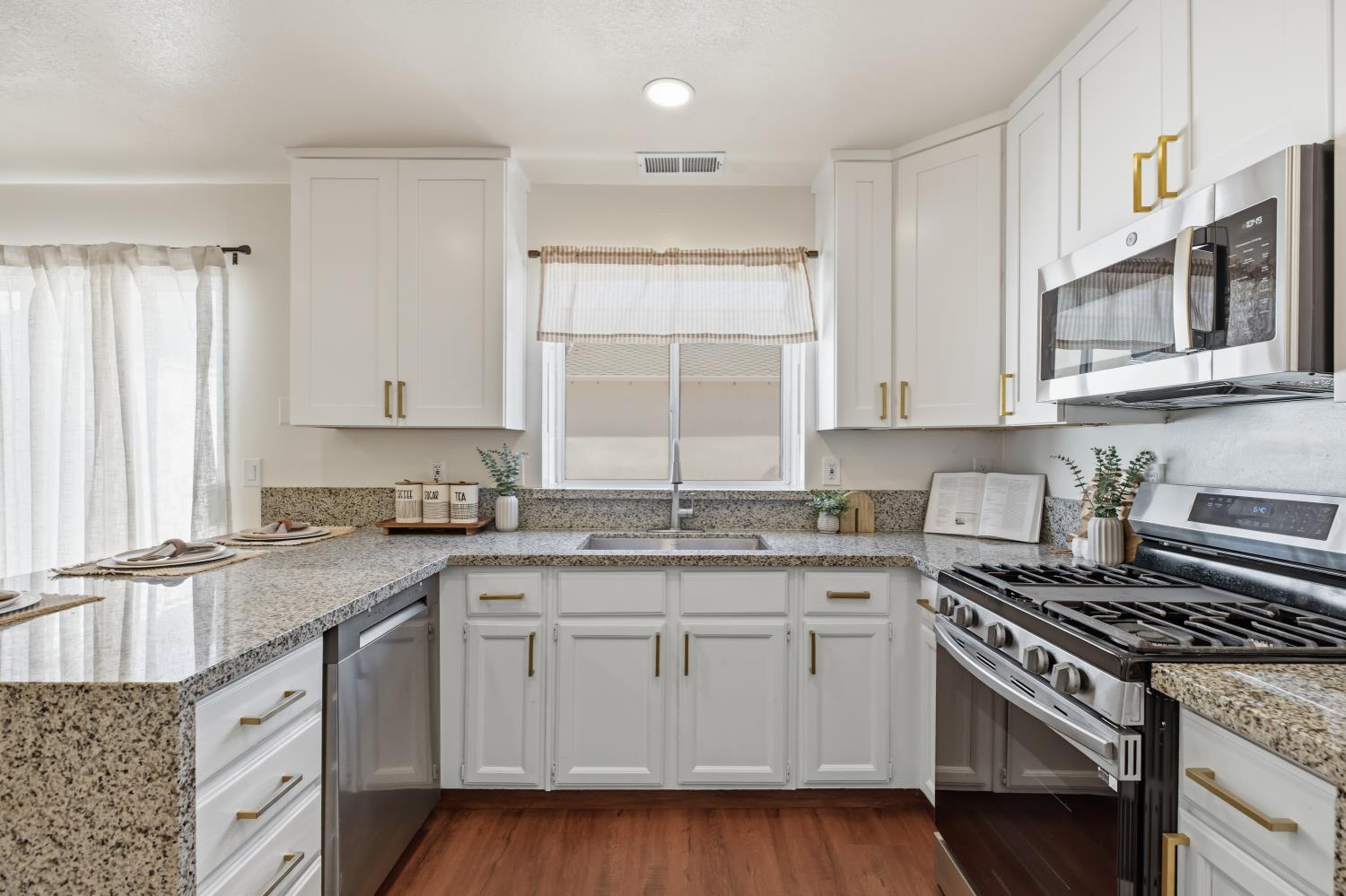 2829 Stone Ter, Modesto, CA 95355