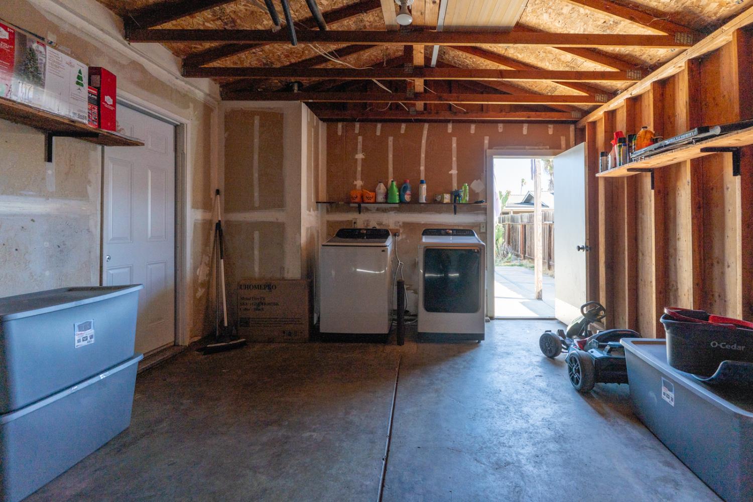 8778 Almond St, Dos Palos, CA 93620