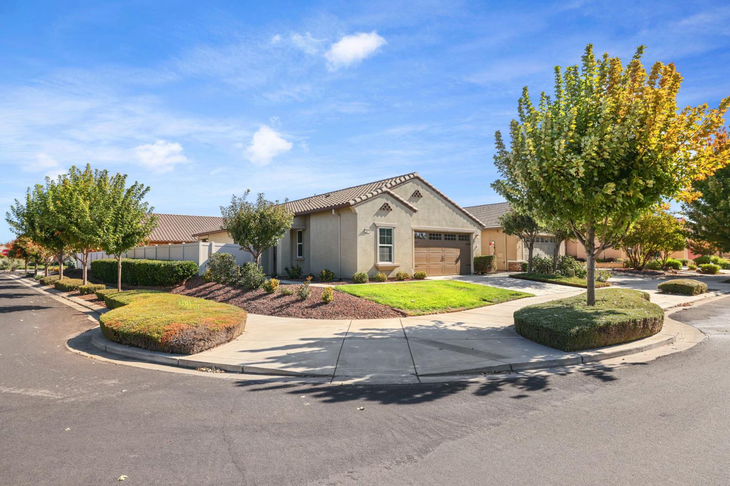 1395 Chestnut Hill Dr, Manteca, CA 95336