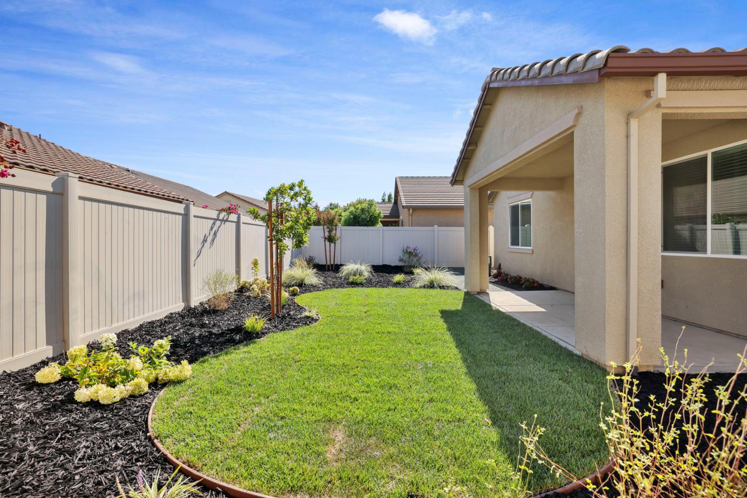 1395 Chestnut Hill Dr, Manteca, CA 95336