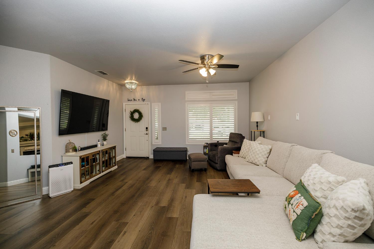 1169 Moon River Way, Ceres, CA 95307