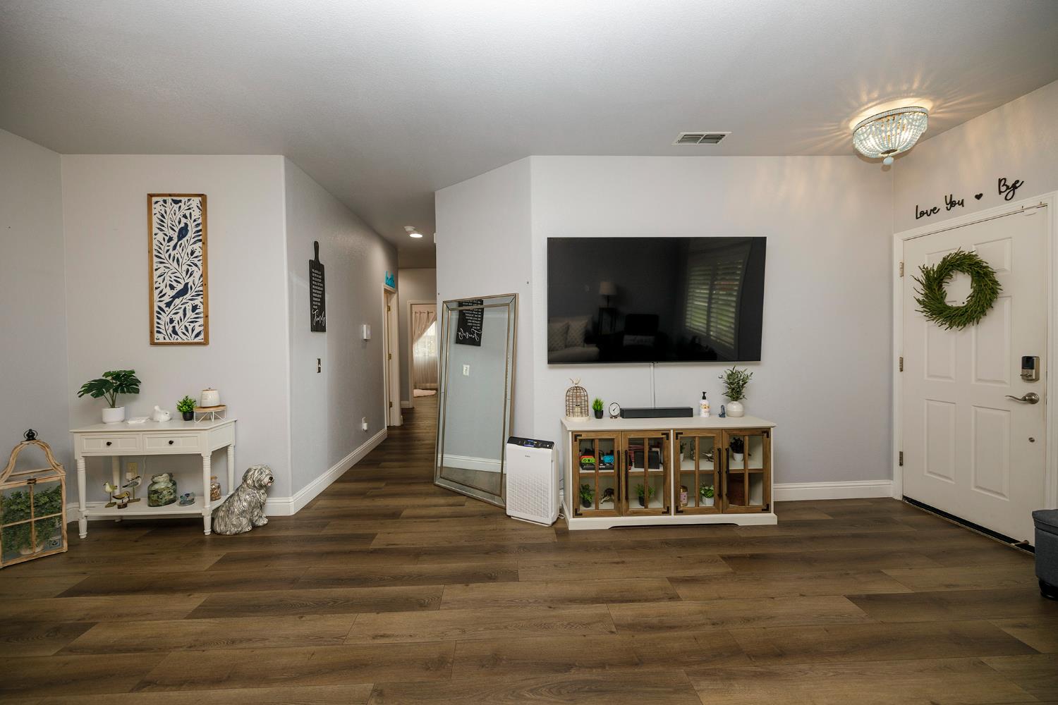 1169 Moon River Way, Ceres, CA 95307