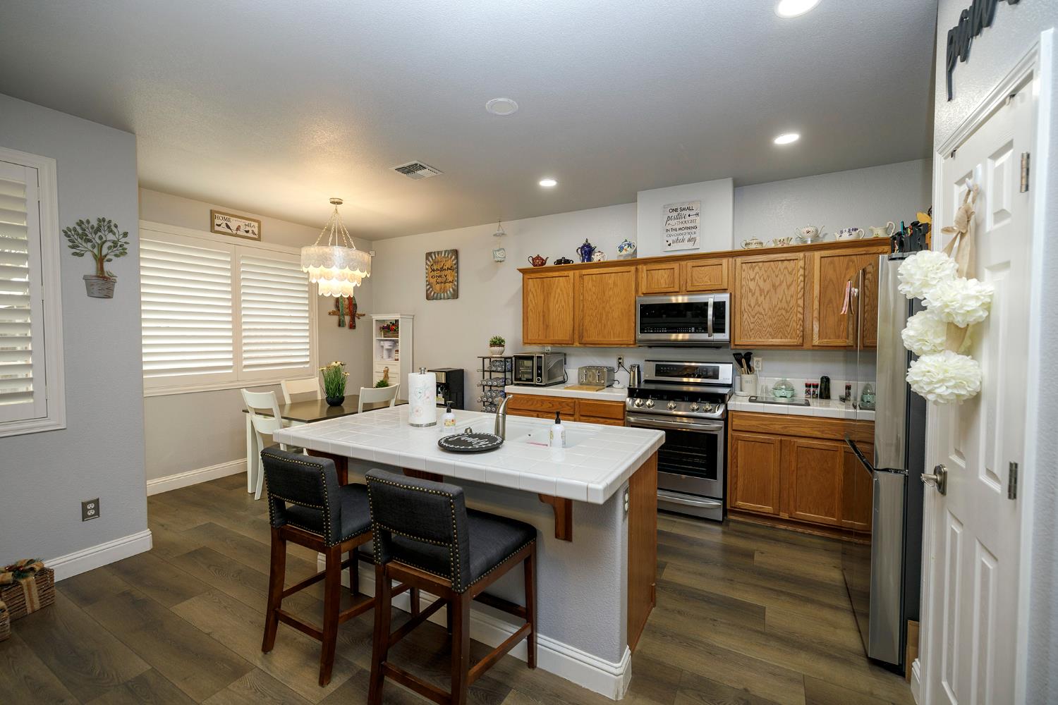 1169 Moon River Way, Ceres, CA 95307