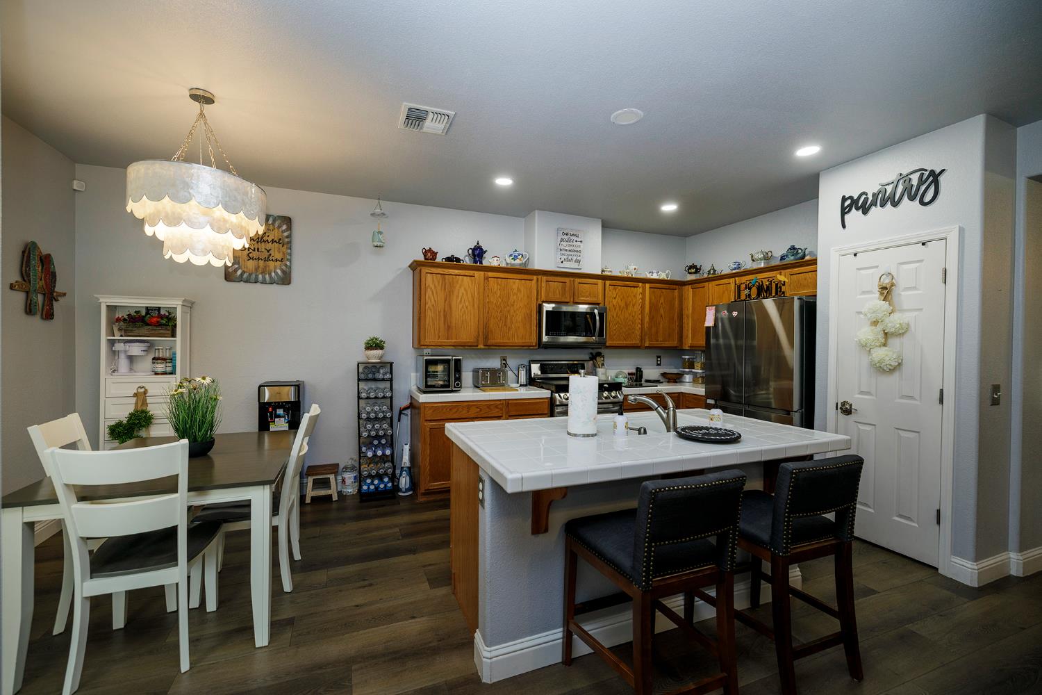 1169 Moon River Way, Ceres, CA 95307