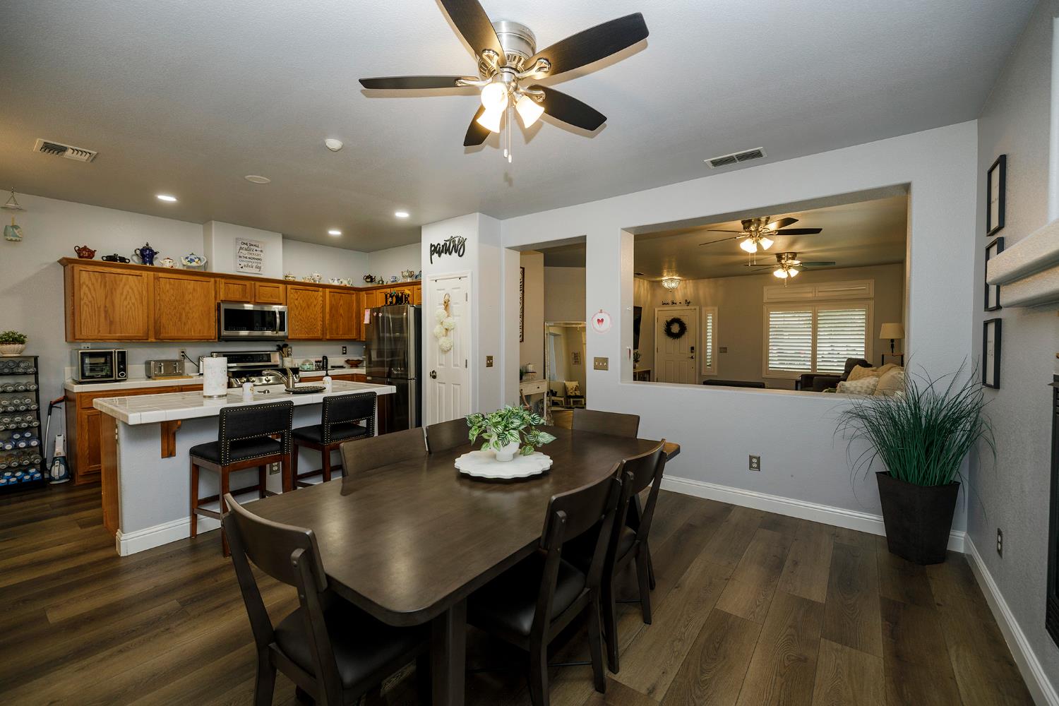 1169 Moon River Way, Ceres, CA 95307