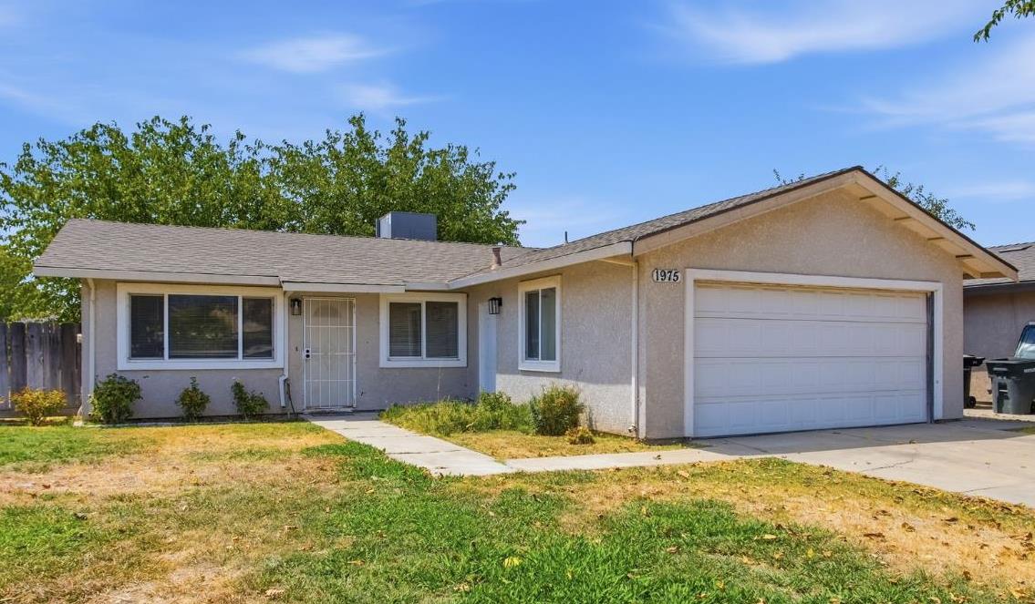 1975 Prince St, Newman, CA 95360