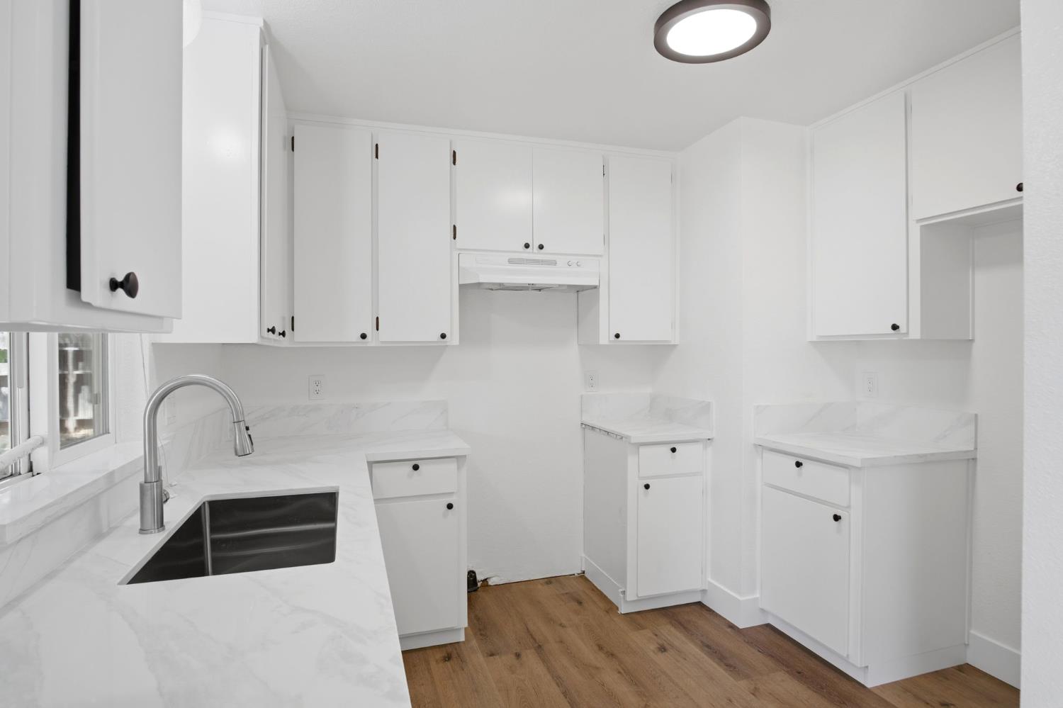 1975 Prince St, Newman, CA 95360