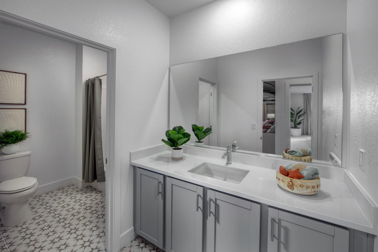 3311 Cascade Dr, Manteca, CA 95337