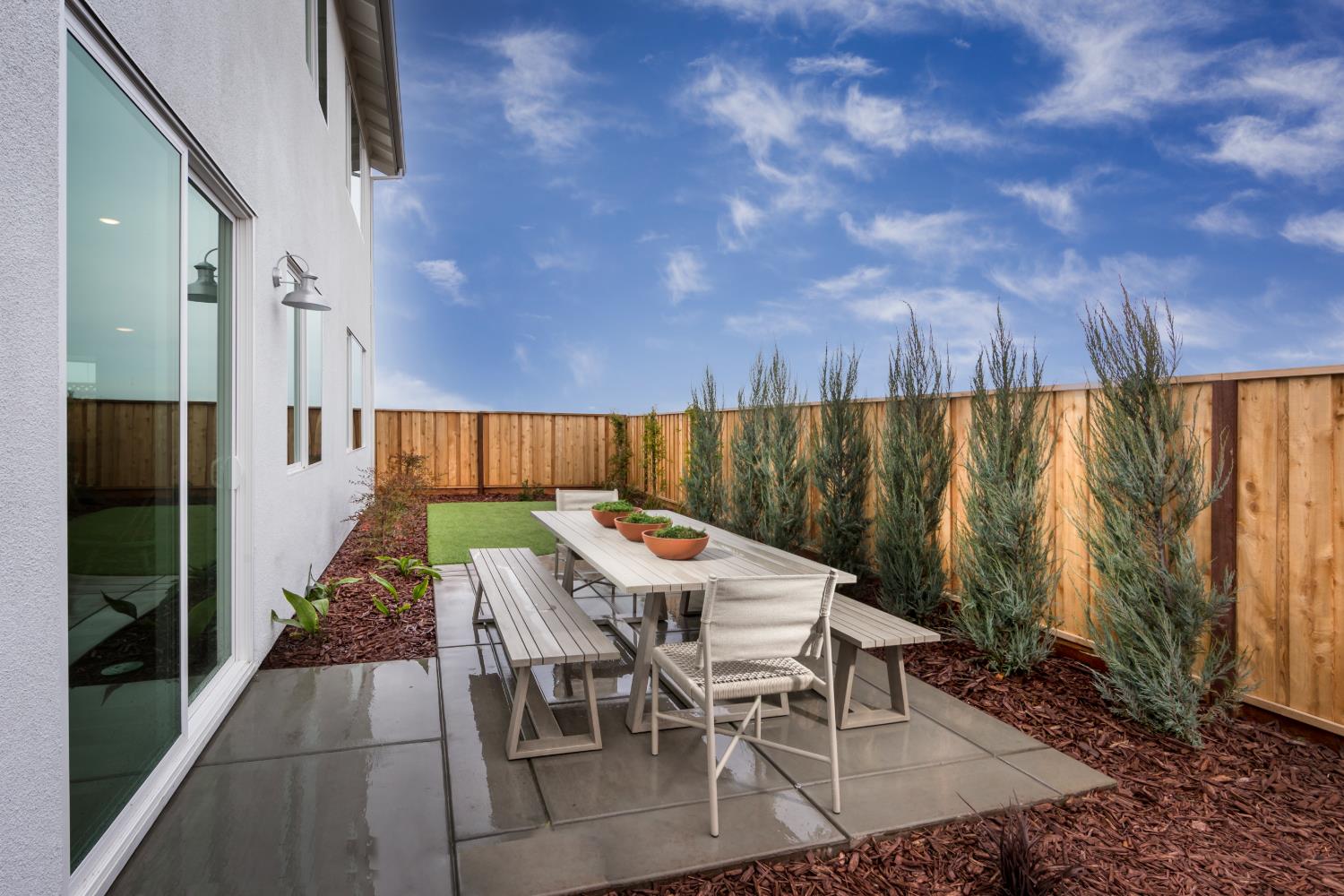 3311 Cascade Dr, Manteca, CA 95337