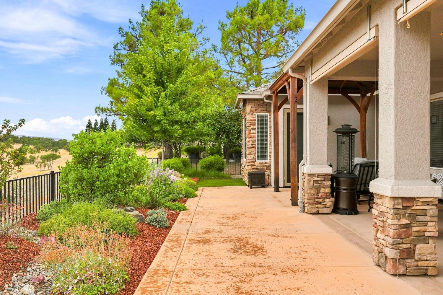 217 Rock Ridge Ln, Copperopolis, CA 95228