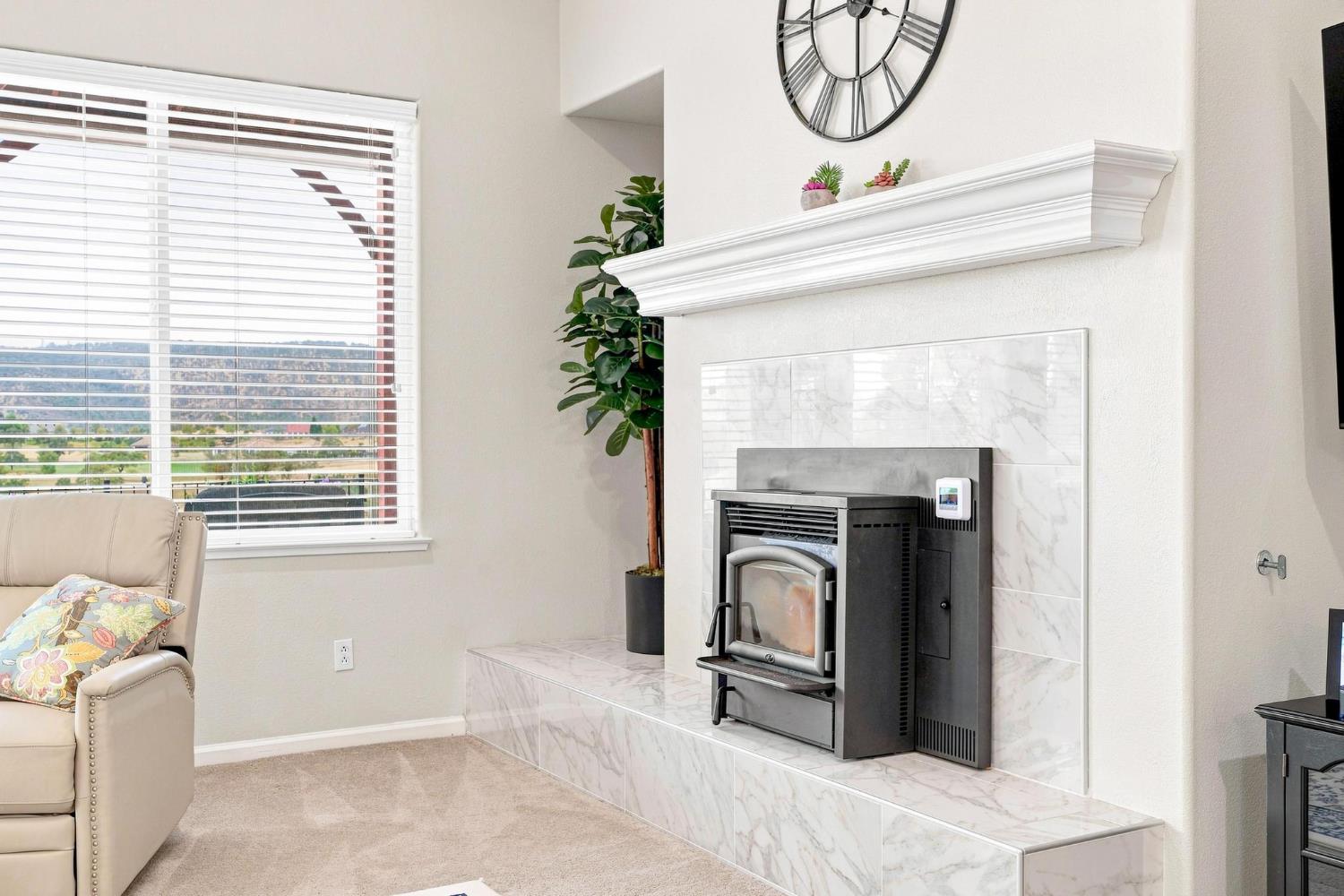 217 Rock Ridge Ln, Copperopolis, CA 95228