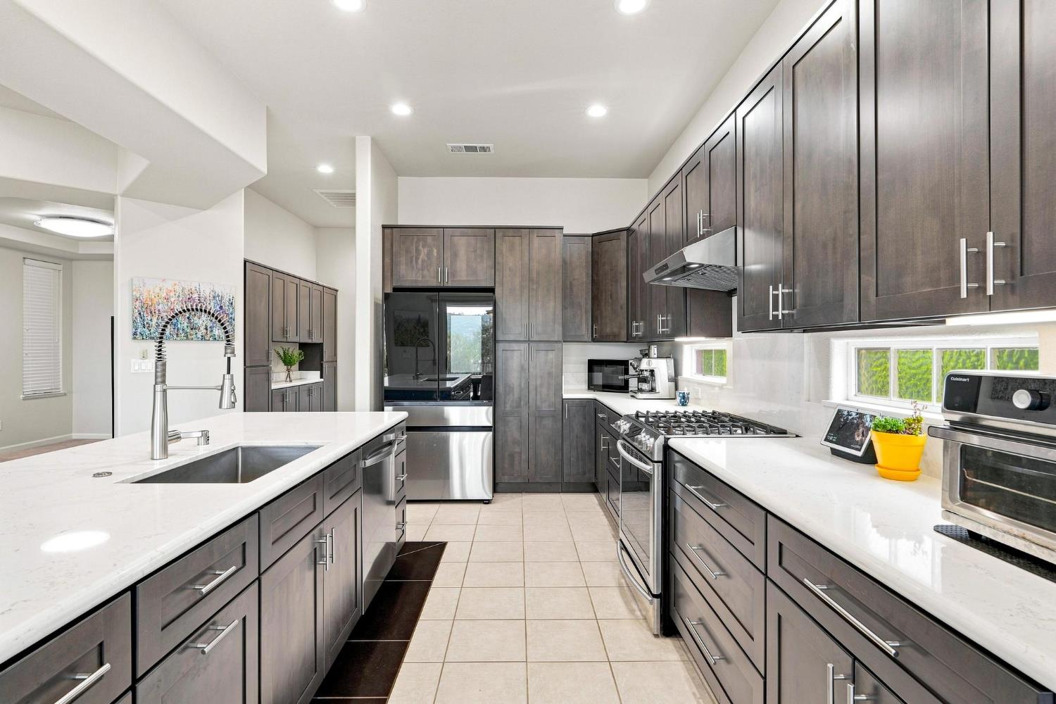 217 Rock Ridge Ln, Copperopolis, CA 95228