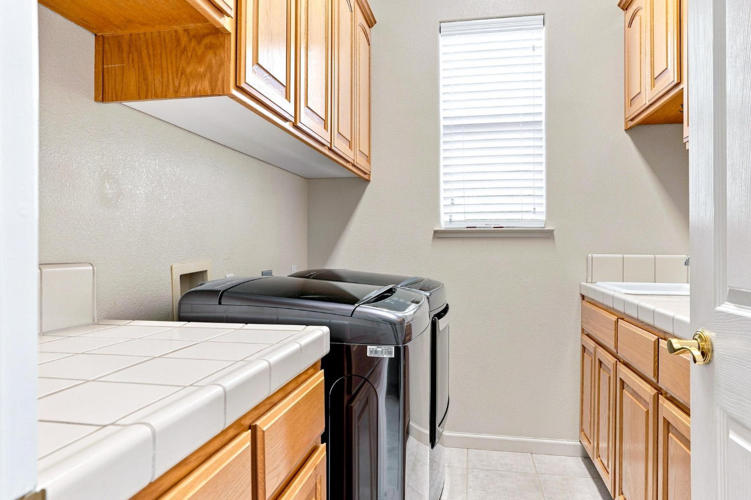 217 Rock Ridge Ln, Copperopolis, CA 95228