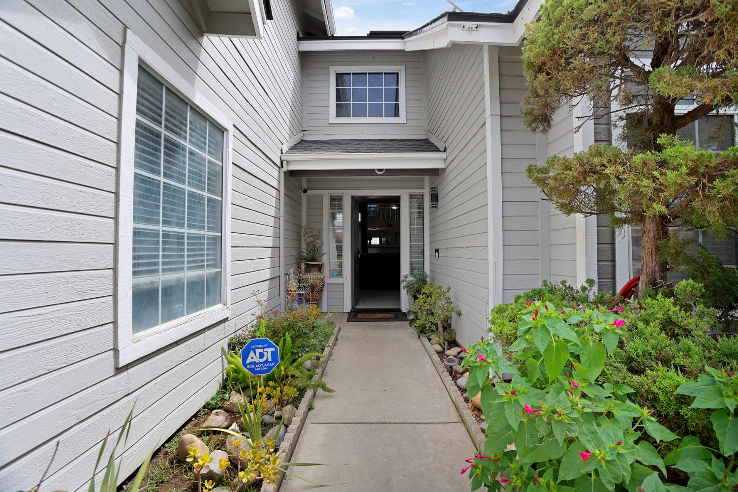 2316 Grouse Crossing Way, Modesto, CA 95355