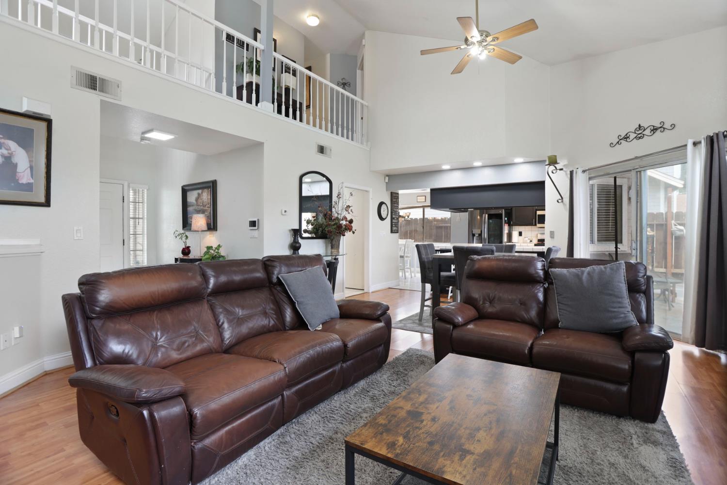 2316 Grouse Crossing Way, Modesto, CA 95355