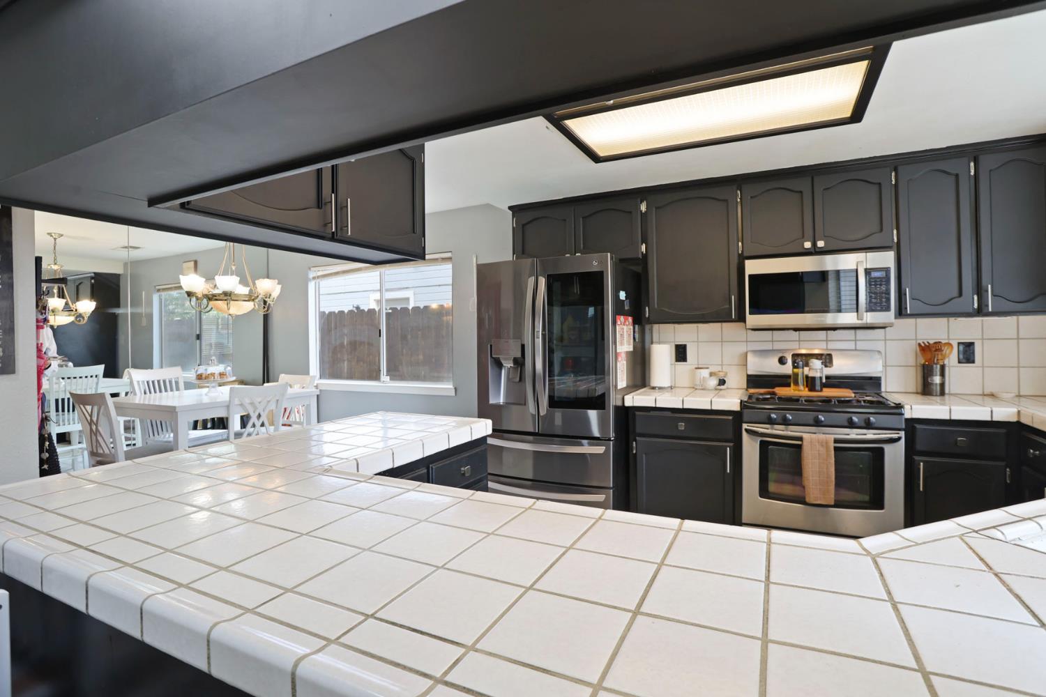 2316 Grouse Crossing Way, Modesto, CA 95355