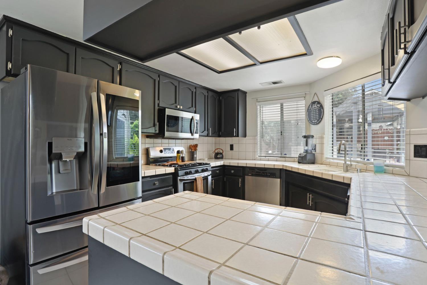 2316 Grouse Crossing Way, Modesto, CA 95355