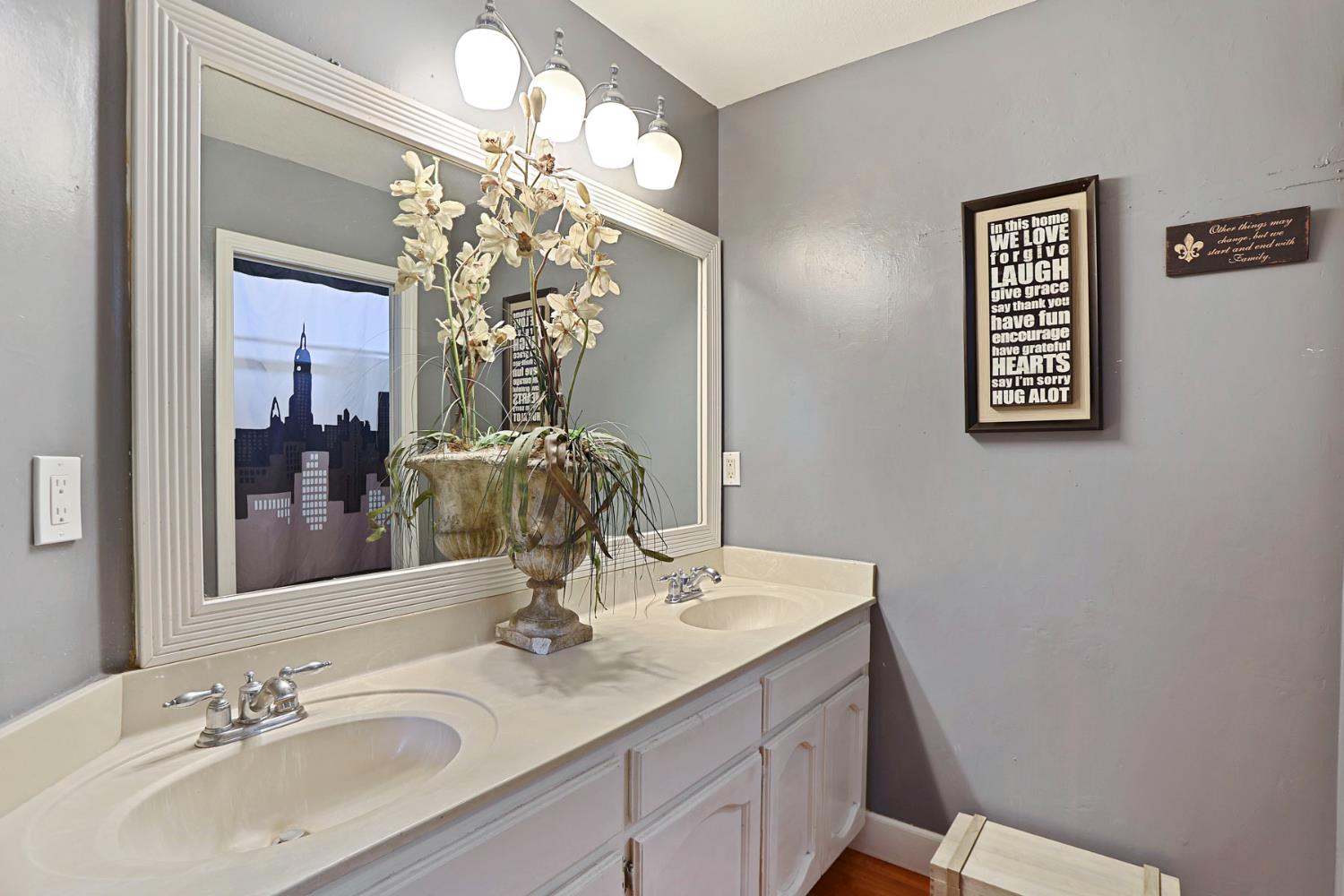 2316 Grouse Crossing Way, Modesto, CA 95355