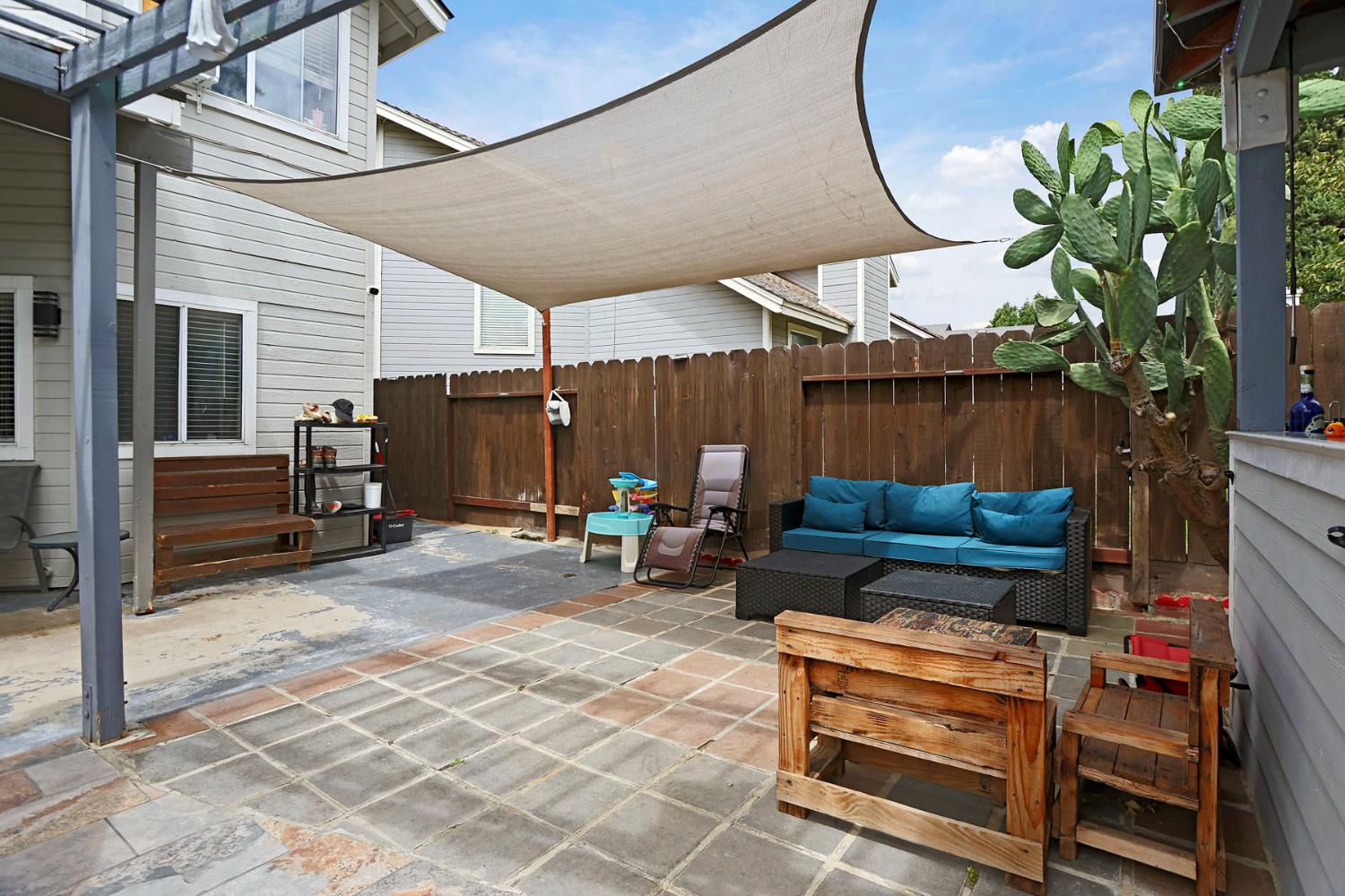 2316 Grouse Crossing Way, Modesto, CA 95355