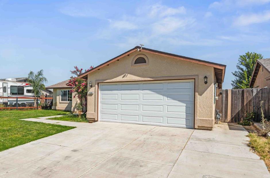 7462 Wren Dr, Winton, CA 95388