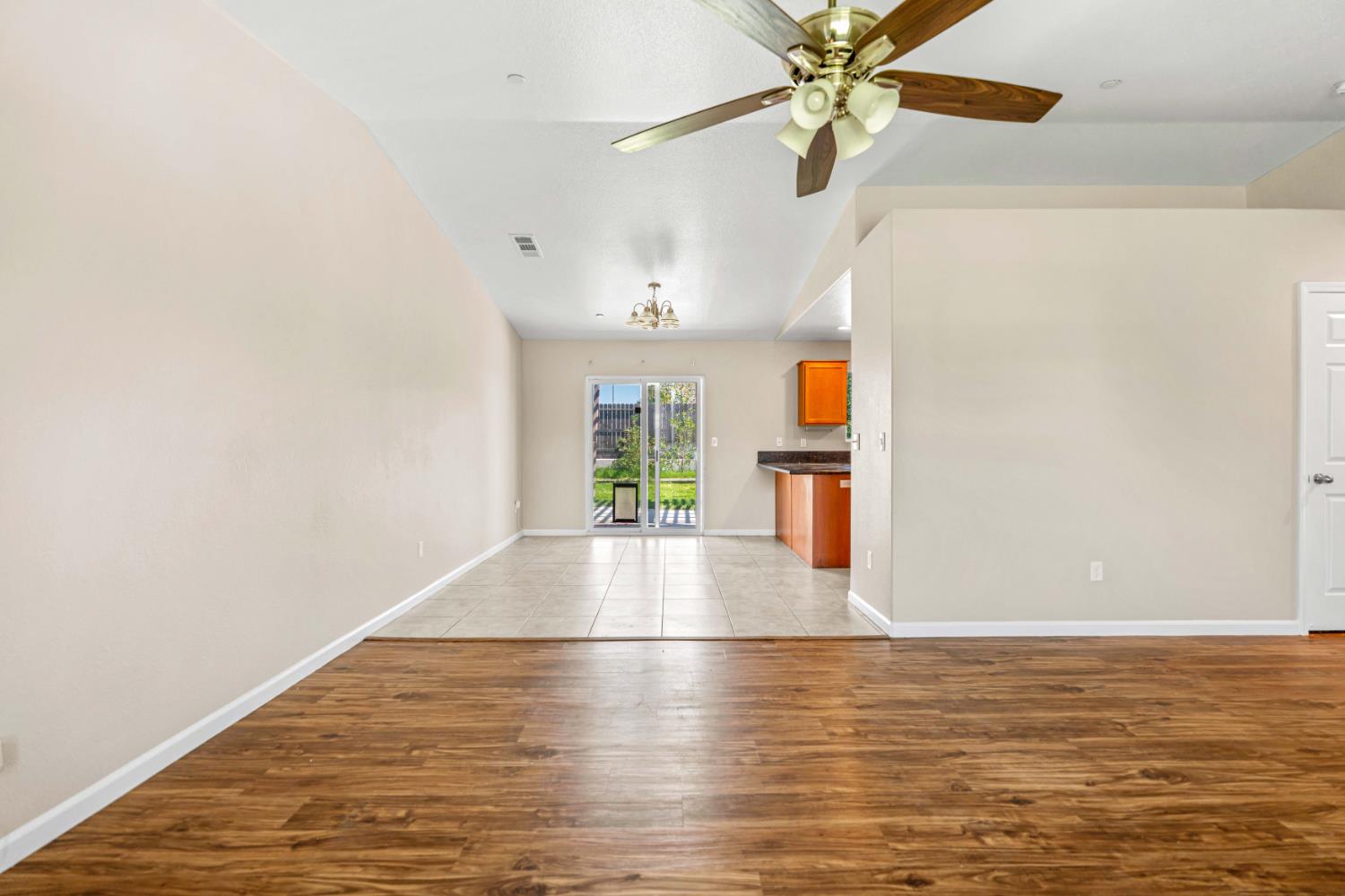 7462 Wren Dr, Winton, CA 95388