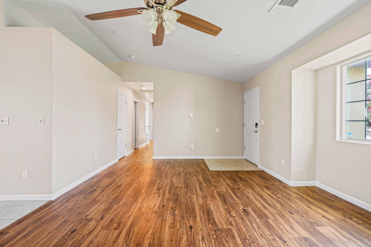 7462 Wren Dr, Winton, CA 95388