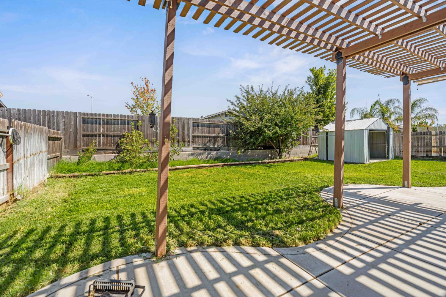 7462 Wren Dr, Winton, CA 95388