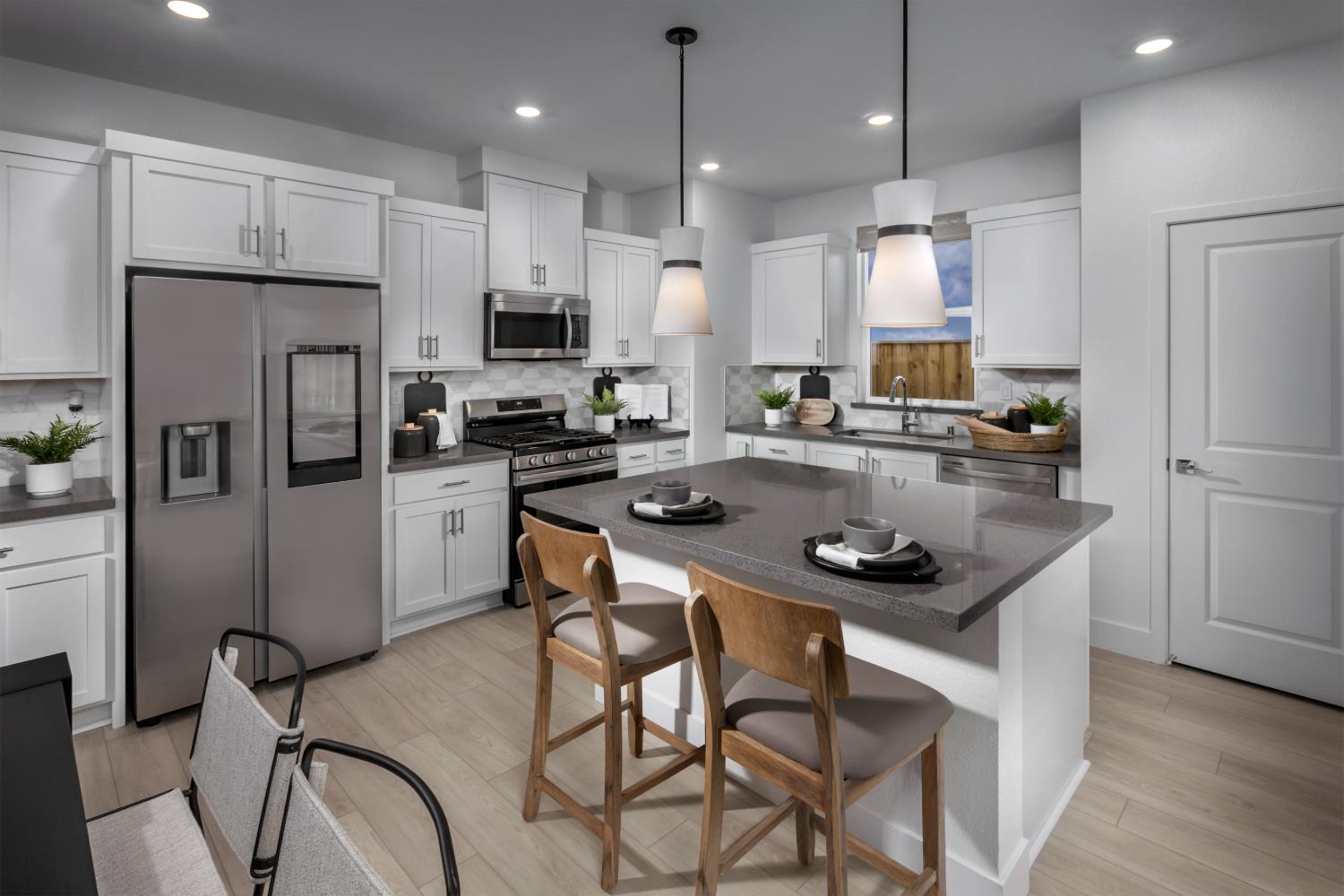 3303 Cascade Dr, Manteca, CA 95337