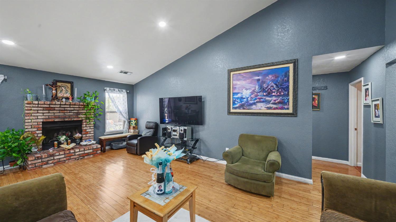 1140 Courtney Way, Modesto, CA 95358