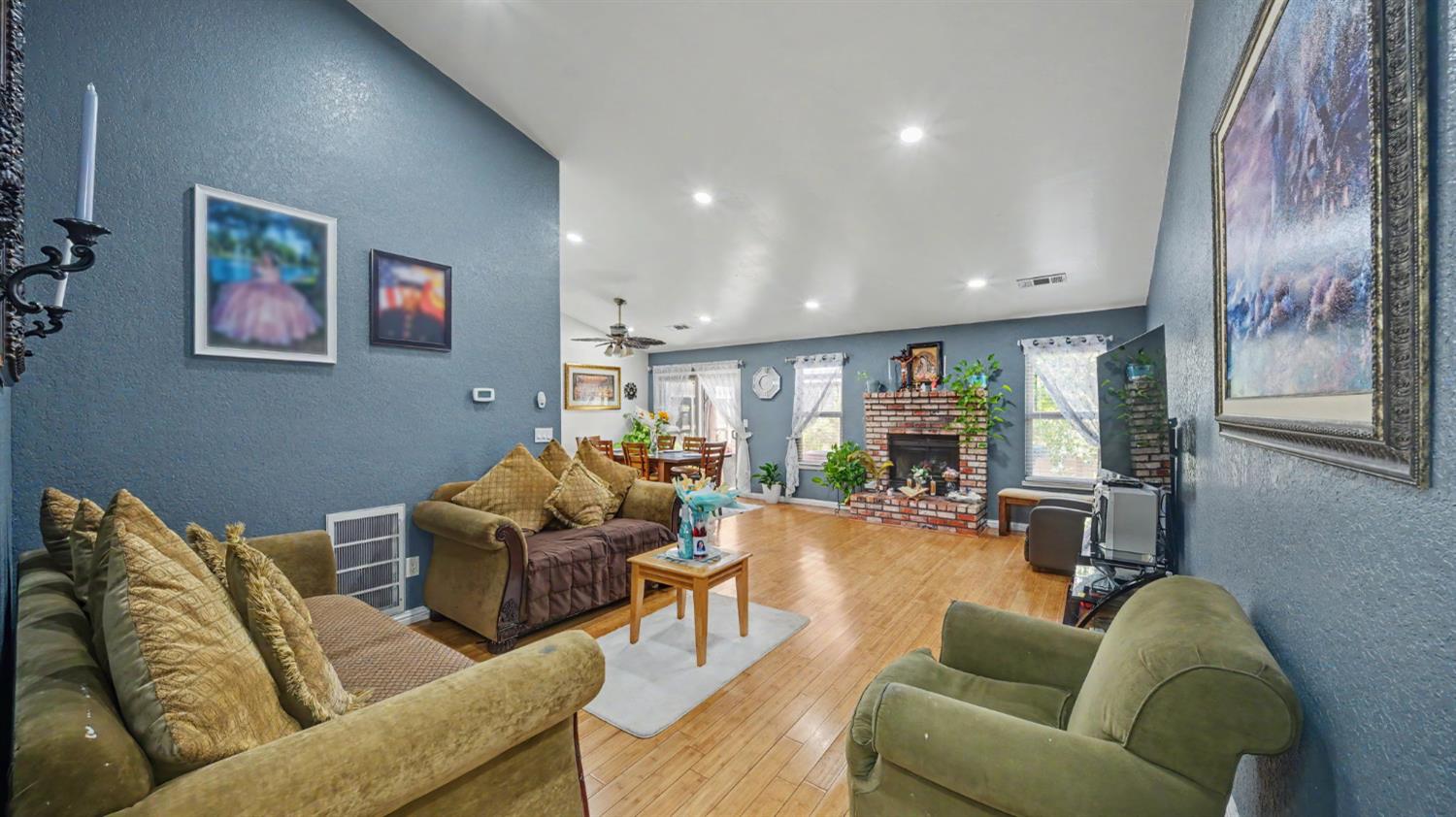 1140 Courtney Way, Modesto, CA 95358