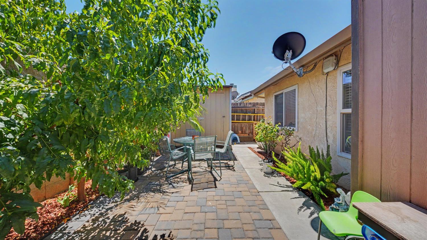 1140 Courtney Way, Modesto, CA 95358