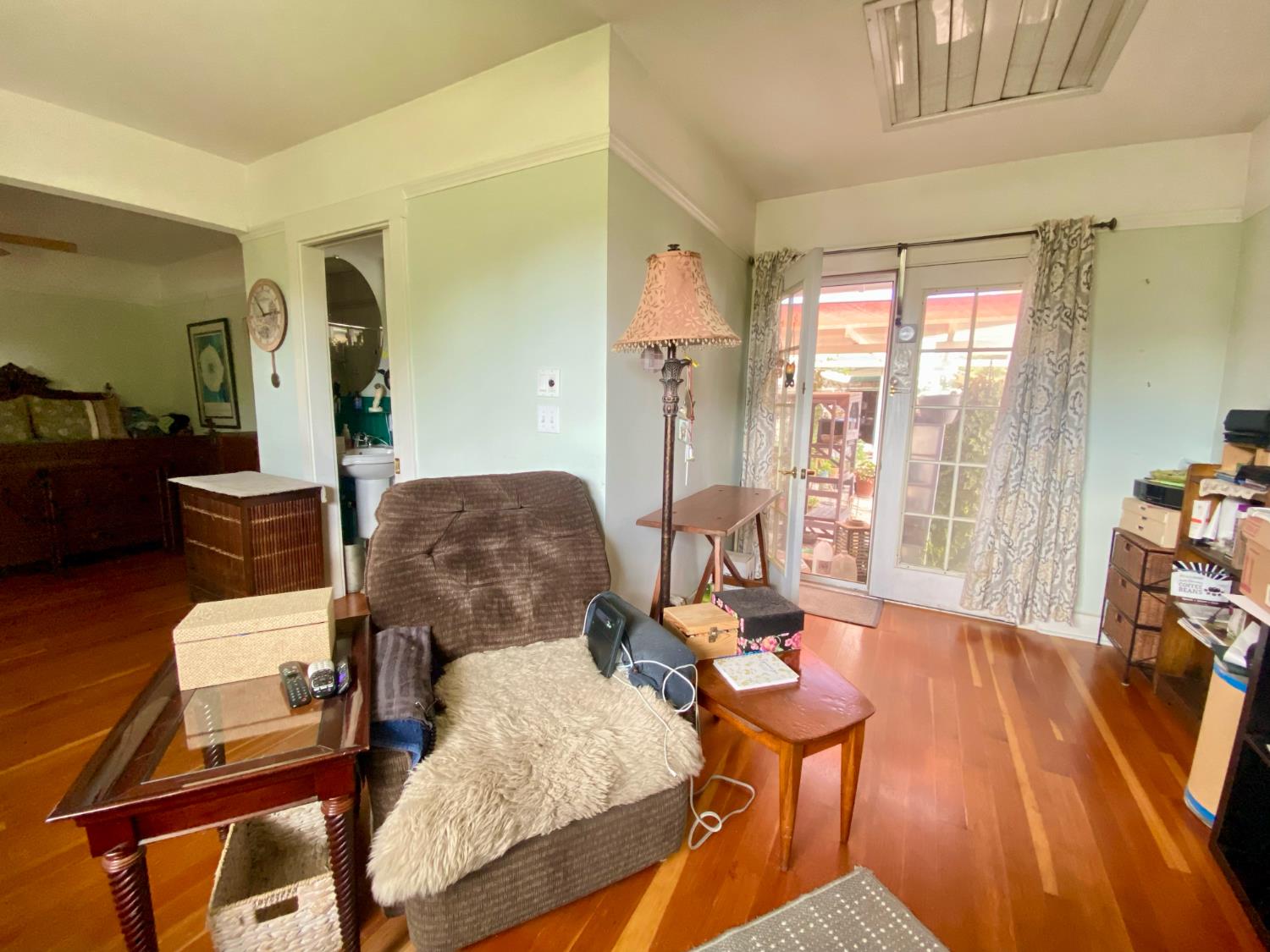 242 Laurel Ave, Oakdale, CA 95361