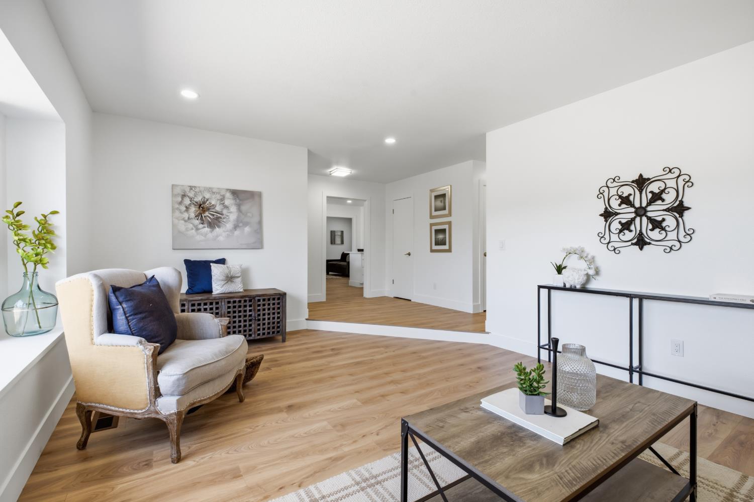 1924 Kendall Ave, Modesto, CA 95355