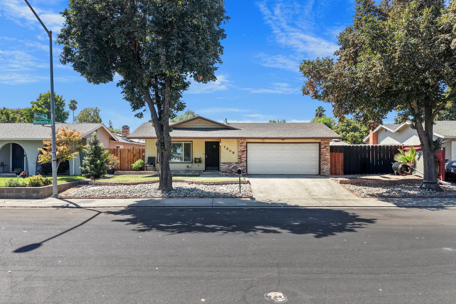 1608 Montecito Ave, Modesto, CA 95355