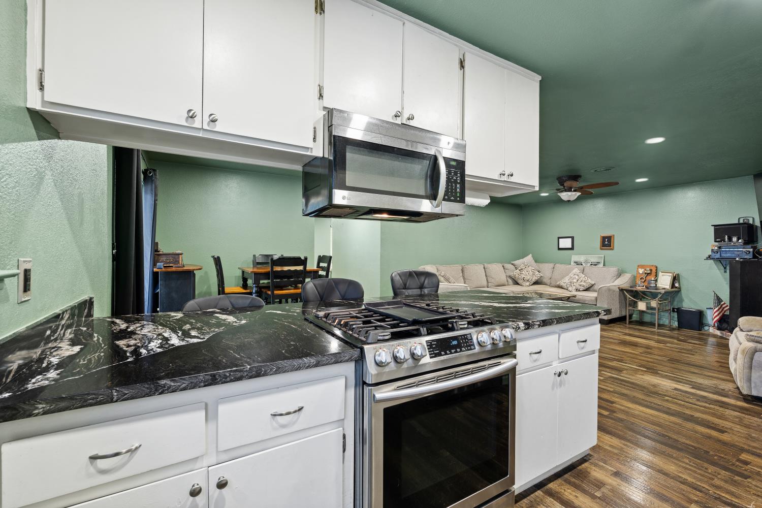 1608 Montecito Ave, Modesto, CA 95355