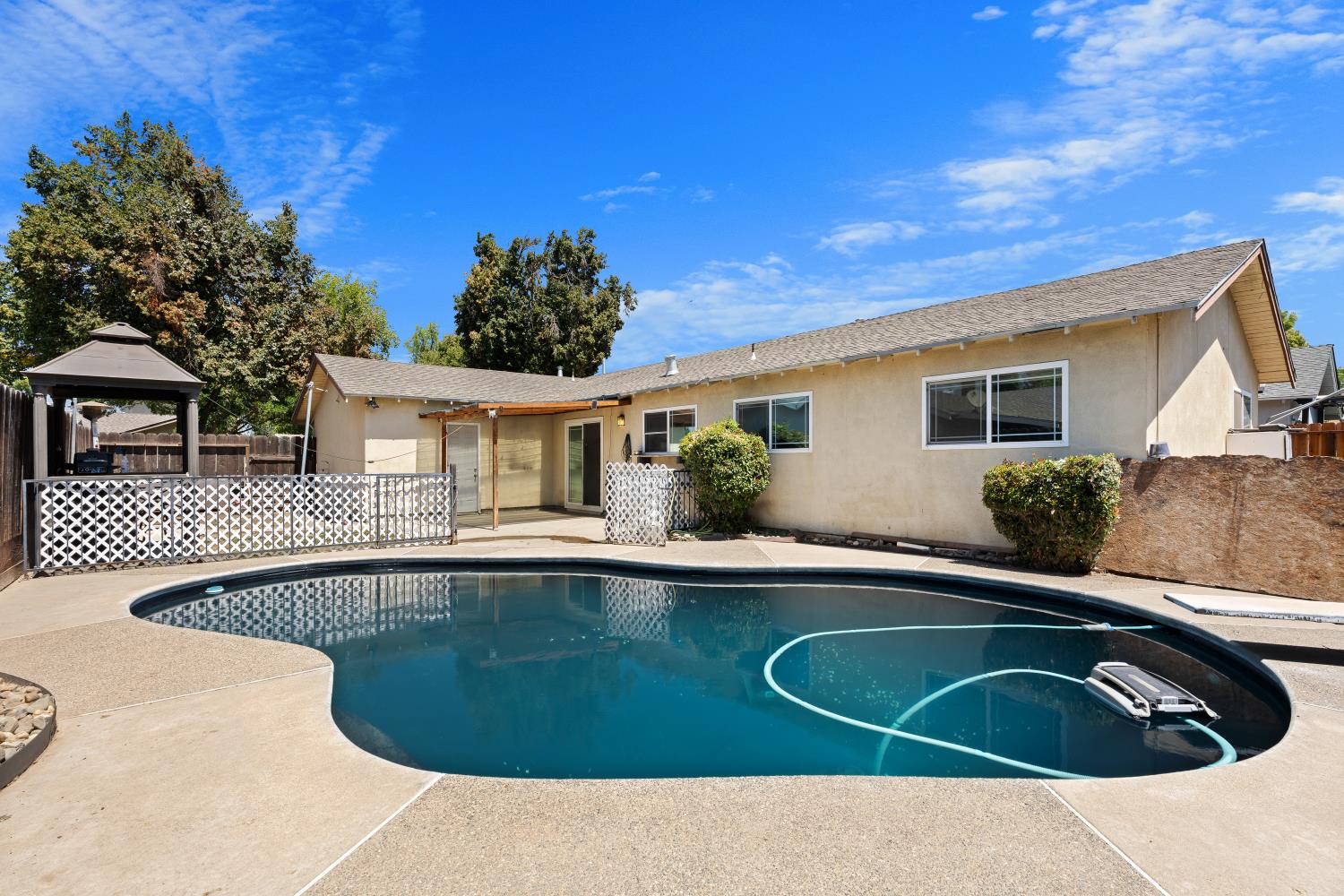 1608 Montecito Ave, Modesto, CA 95355