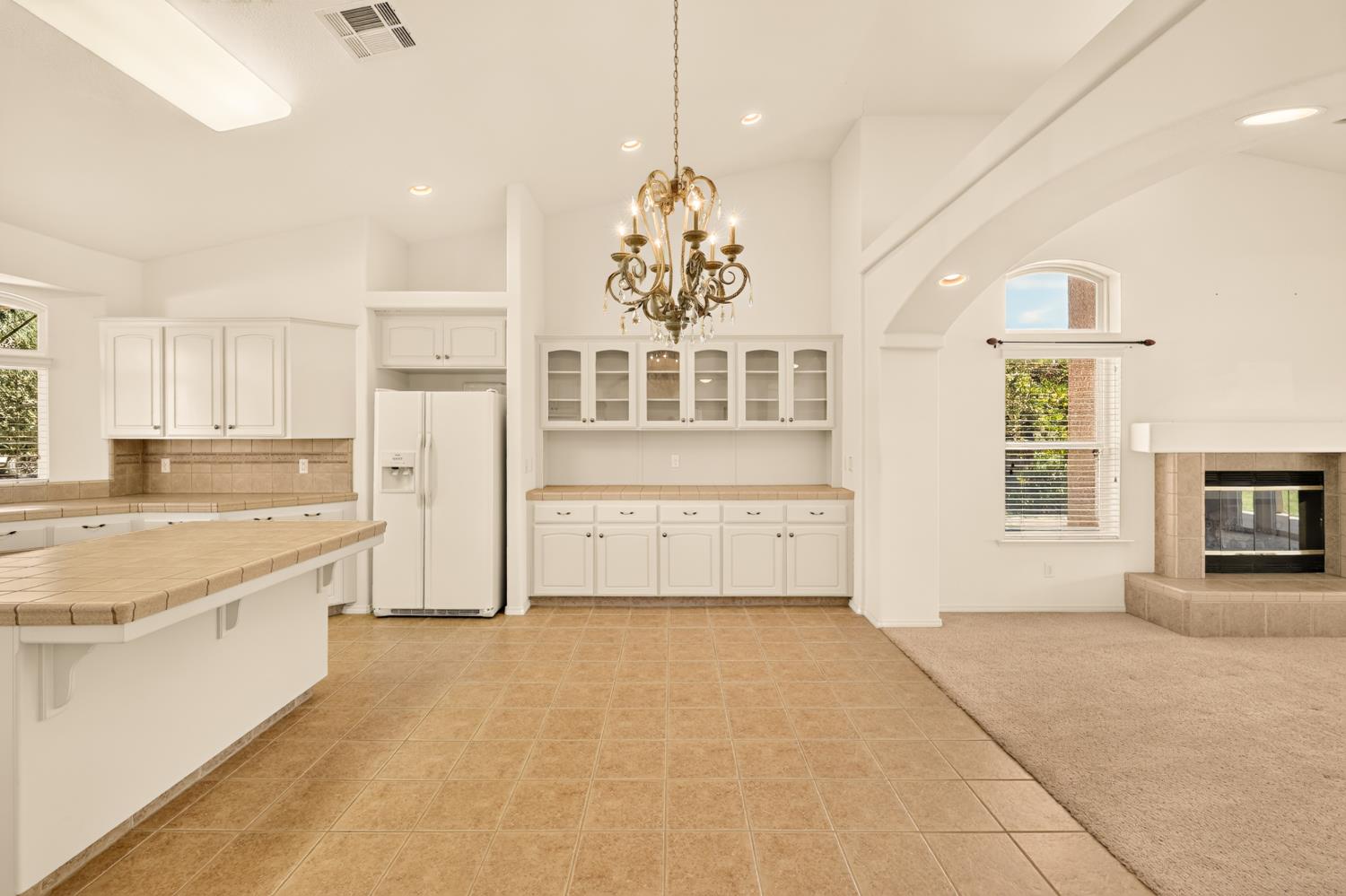 3077 Express, Madera, CA 93637