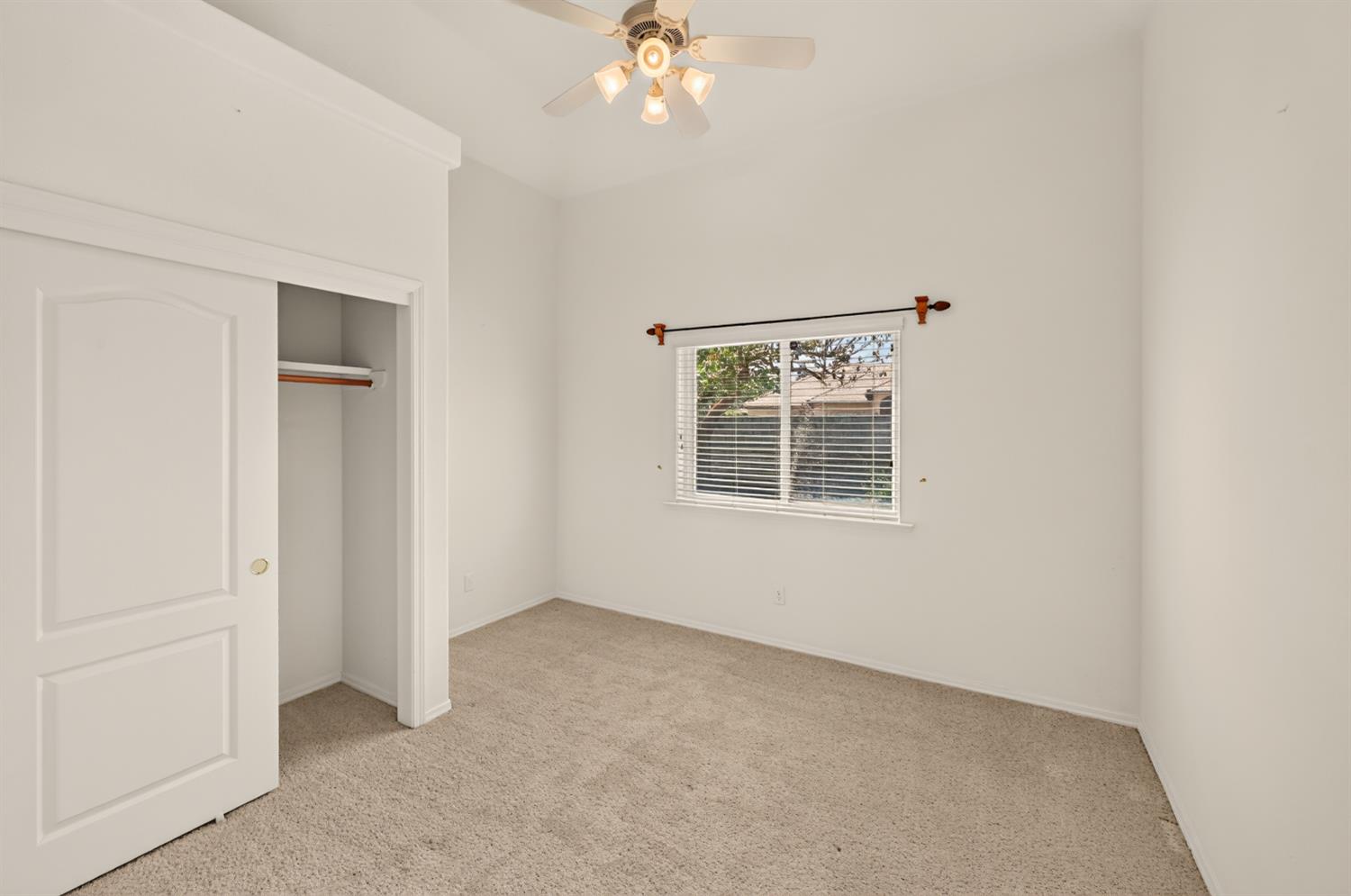 3077 Express, Madera, CA 93637