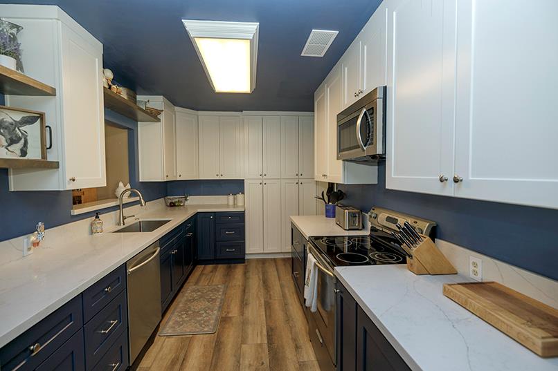 6249 Eleanor Rd, Oakdale, CA 95361